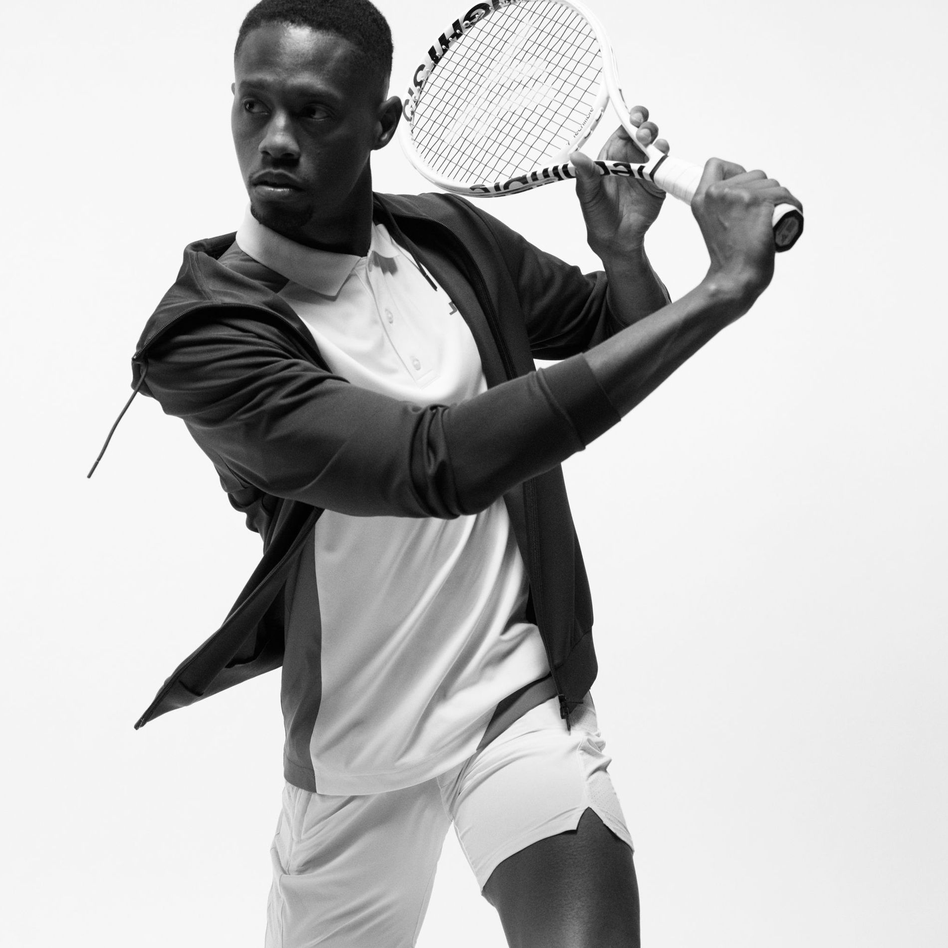 Upgrade Your Tennis Game with J. Lindebergs Stylish Apparel