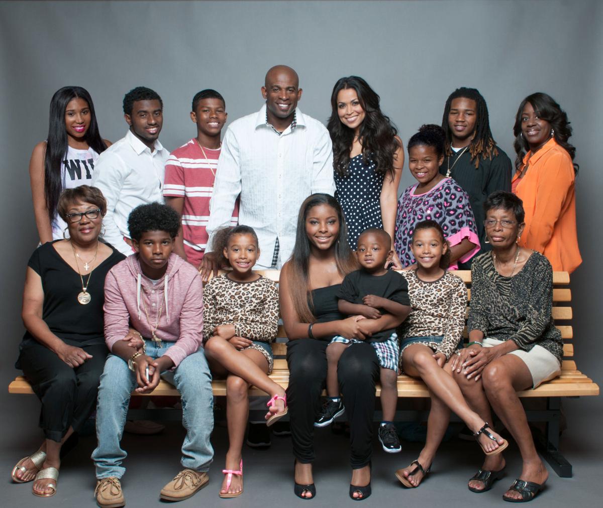 How Many Kids Does Deion Sanders Have? A Look at His Family Life.