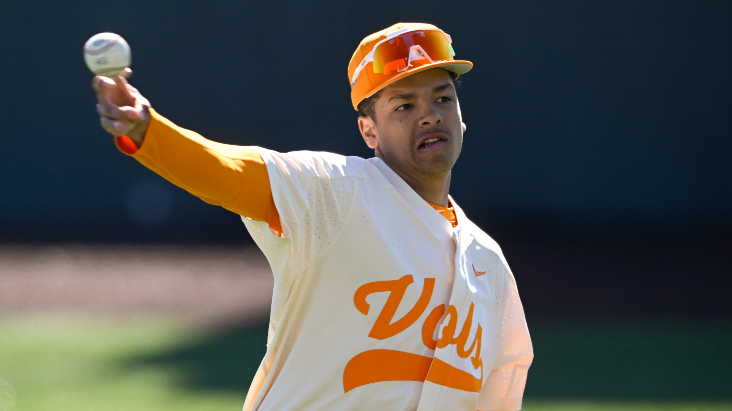 Unveiling the Mystery: Why Chase Burns Transferred from Tennessee