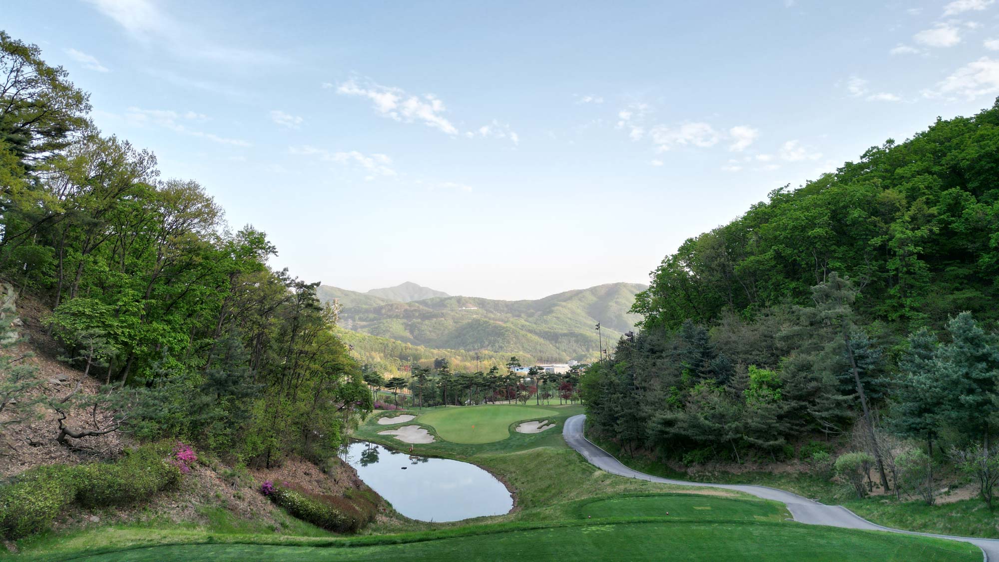 Seowon Hills at Seowon Valley Country Club: A Golfers Ultimate Retreat