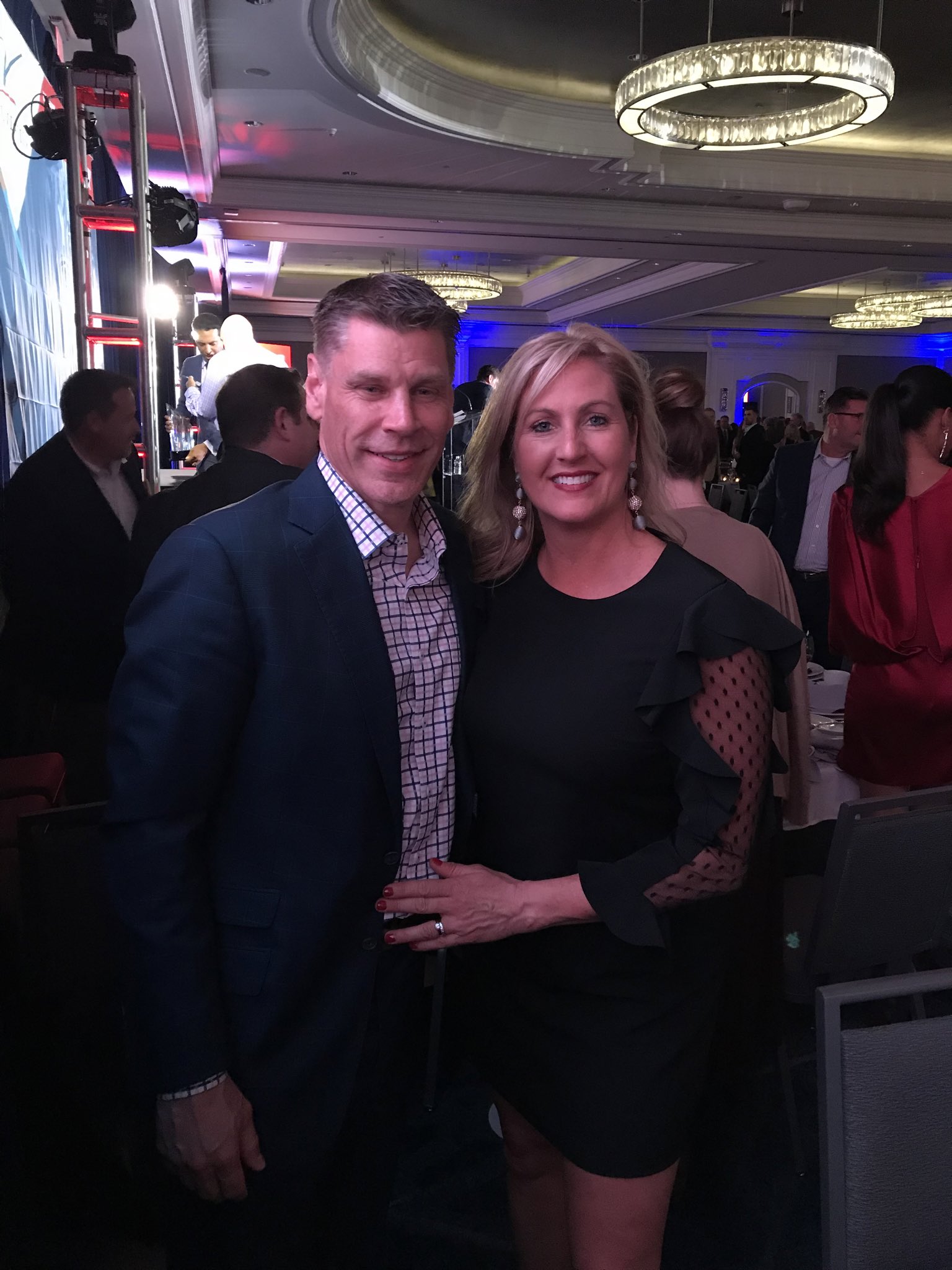 All About Porter Moser Wife: (Get to Know Her Life and Story)