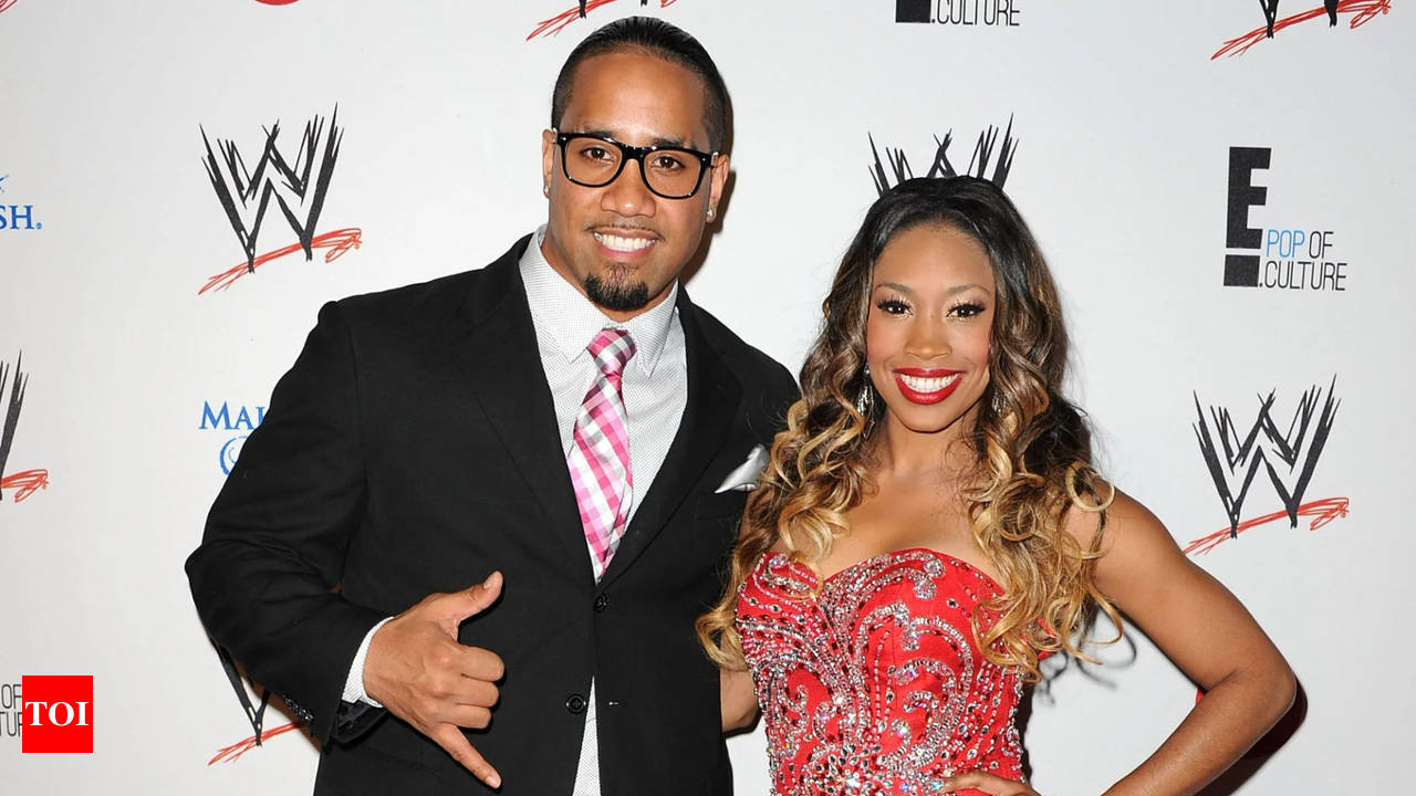 Jey Uso Wife Photo: Get a Glimpse into Their Love!