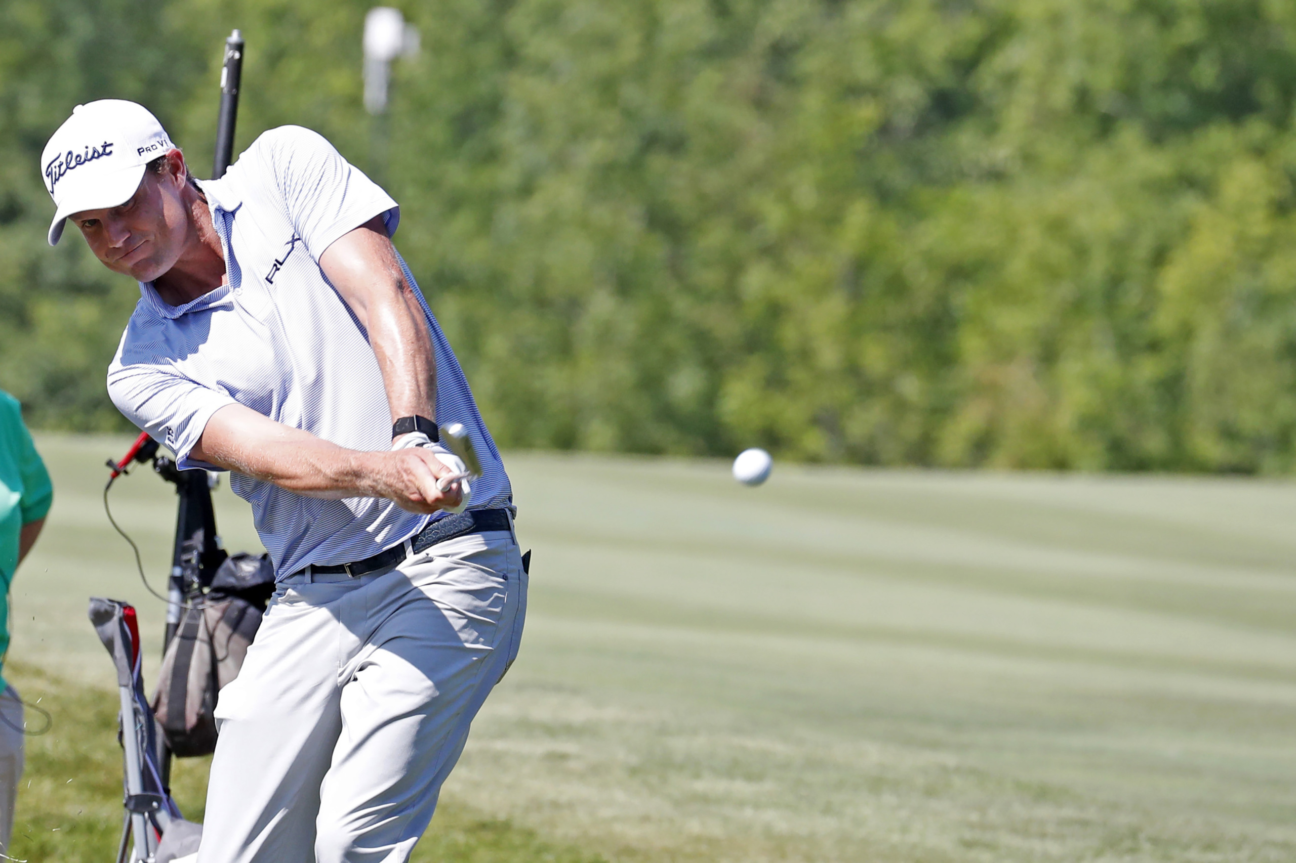 Golfer Wristband: Does It Really Help? (See What Experts Say)