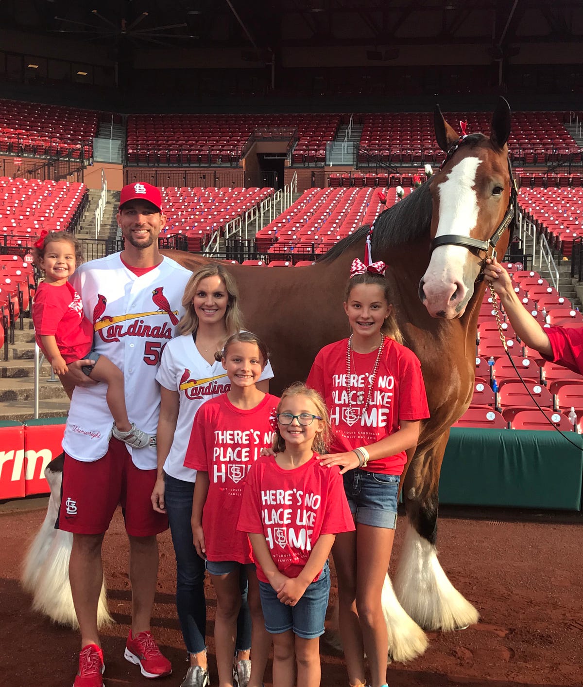 Adam Wainwright Wife: Simple Facts and Key Info!