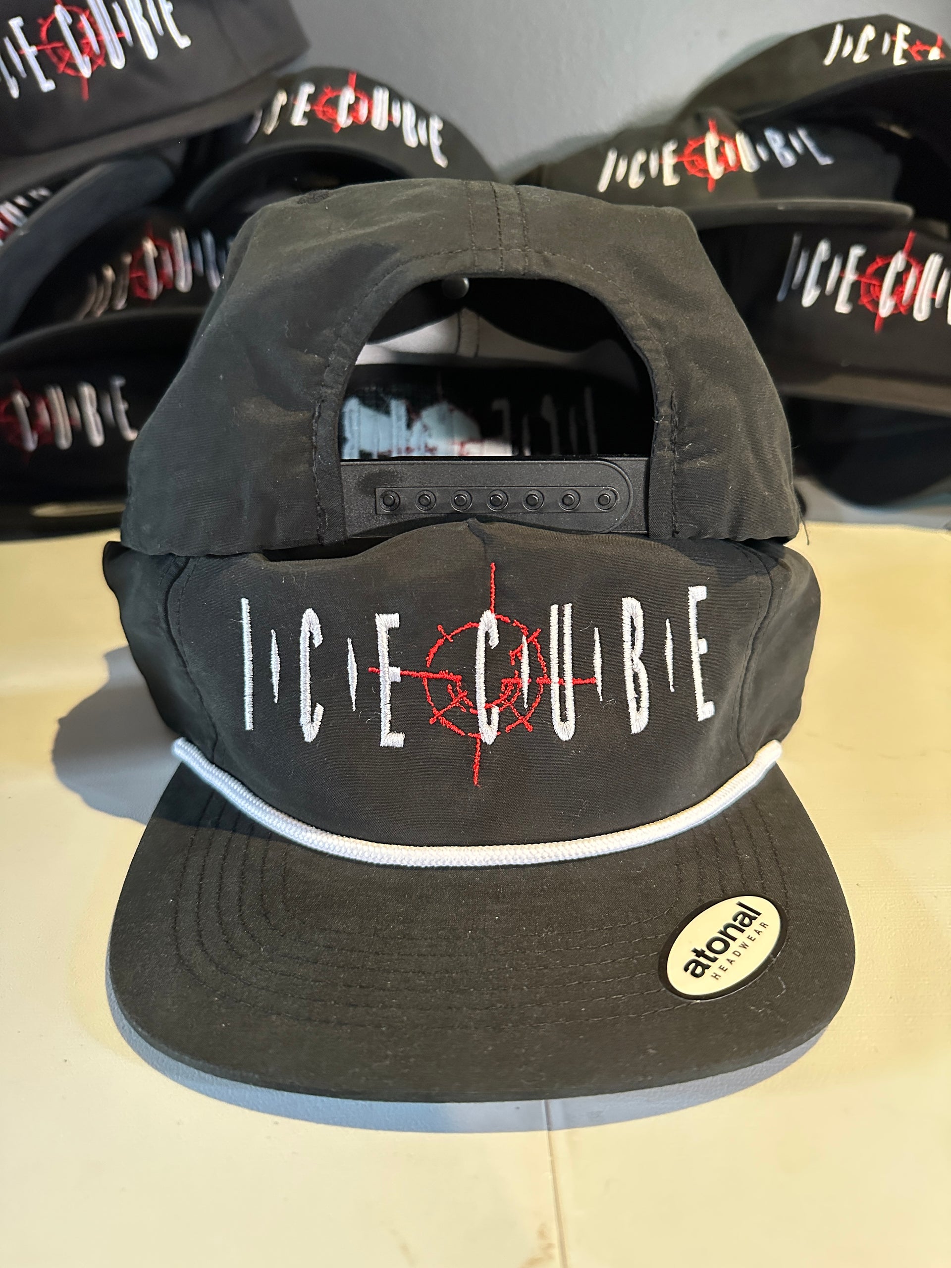 Ice Cube Hats: Cool Styles (Find the Perfect One for You)