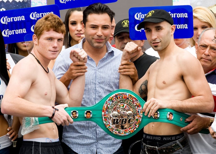 De La Hoya vs Canelo: Who Wins? Analyzing Oscar and Canelos Styles.